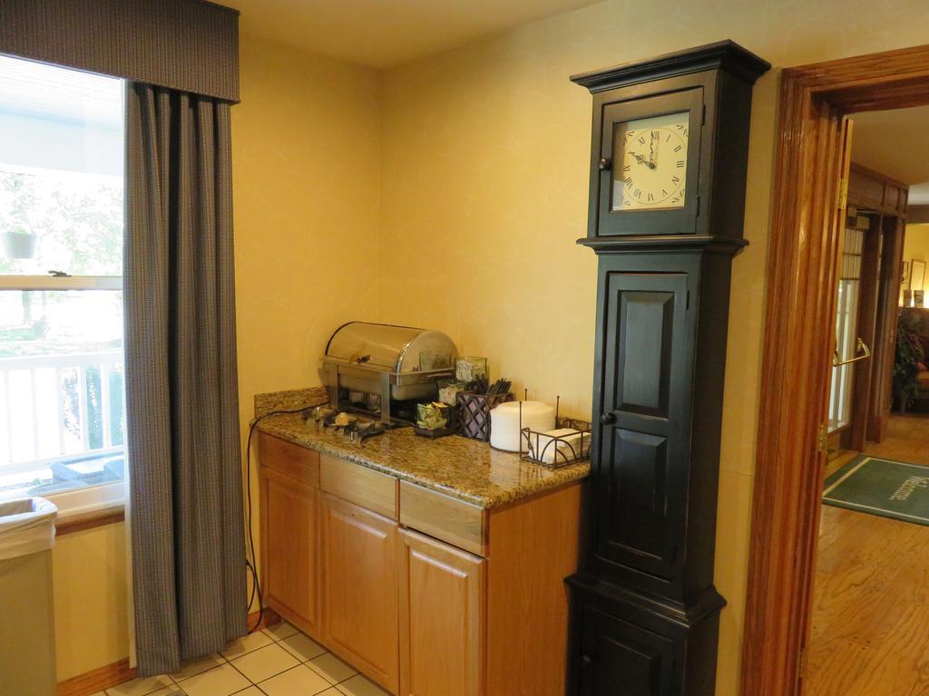 Country Inn & Suites By Radisson, Millville, Nj Extérieur photo